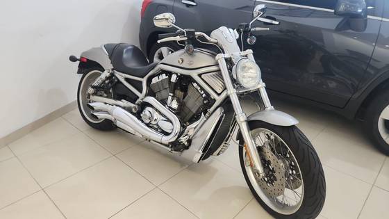 HARLEY-DAVIDSON V-ROD HARLEY-DAVIDSON V-ROD